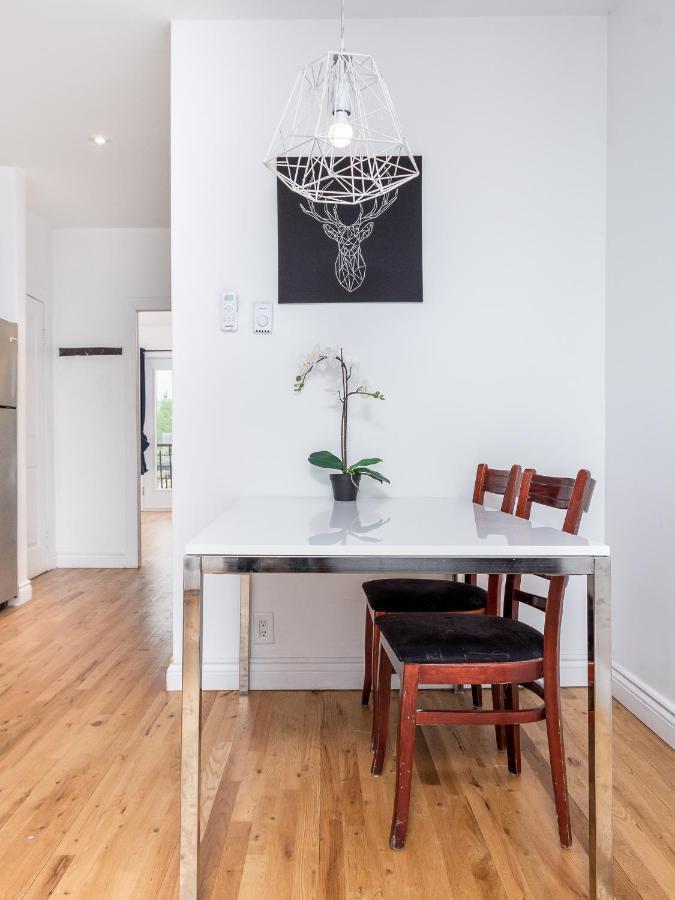 Aaa Location - Bright And Cozy Apartment มอนทรีอัล ภายนอก รูปภาพ